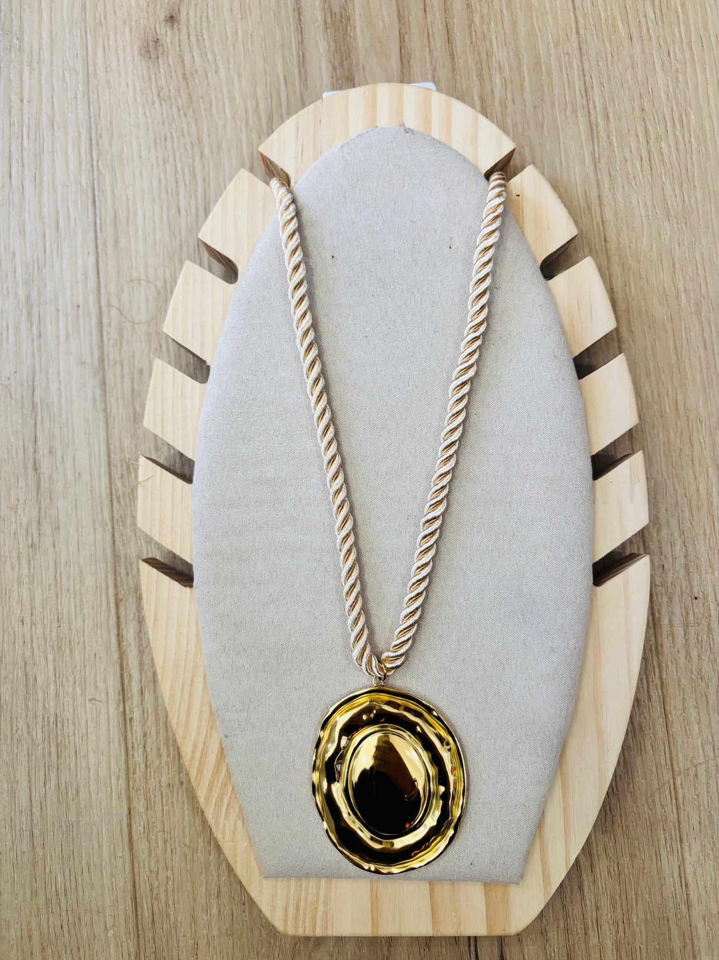Collar Cuerda